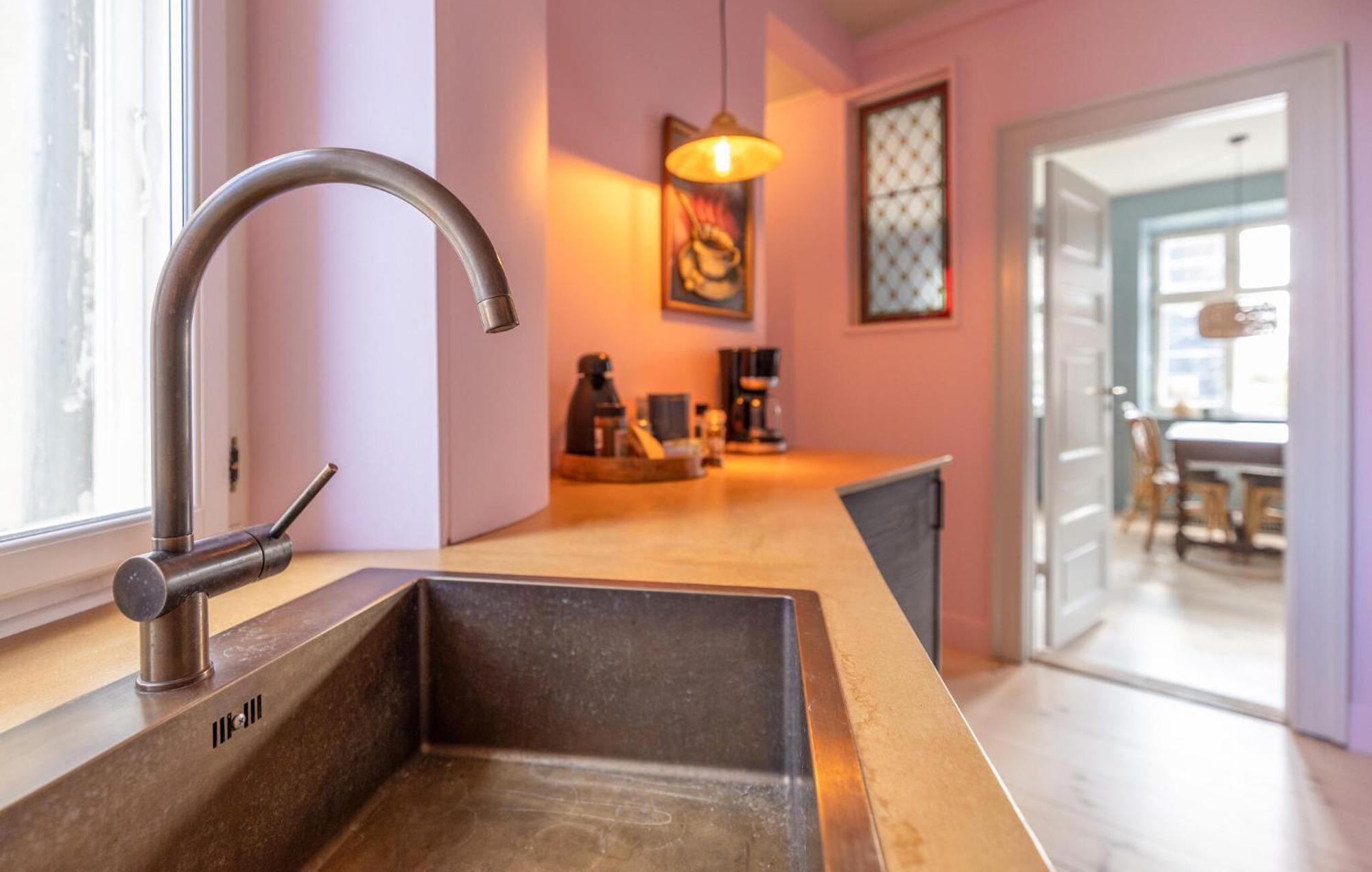 Beautiful Apartment In Kobenhavn K With Wifi Kültér fotó